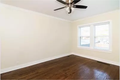 646.5 W Roscoe Avenue #1N, Chicago, IL 60657 - Photo 10