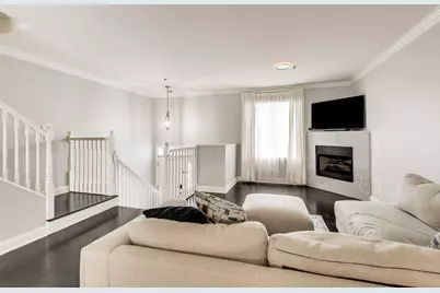 183 N East River Road #A3, Des Plaines, IL 60016 - Photo 4