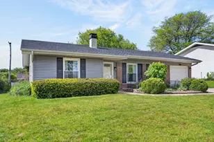 1345 Devonshire Ln, Hoffman Estates, IL 60169 - Photo 1
