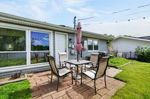 1345 Devonshire Ln, Hoffman Estates, IL 60169 - Photo 18