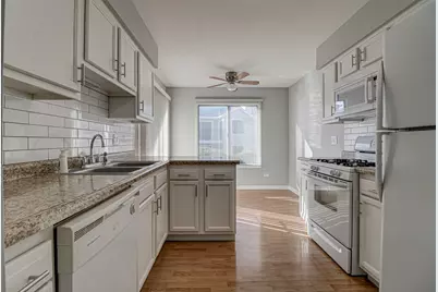 7010 Barrington Court #102, Woodridge, IL 60517 - Photo 2