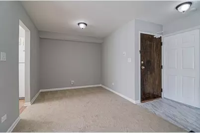 7010 Barrington Court #102, Woodridge, IL 60517 - Photo 12