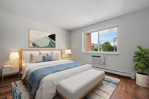5470 W Higgins Ave, Chicago, IL 60630 - Photo 10