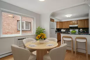 5470 W Higgins Ave, Chicago, IL 60630 - Photo 6