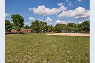 5470 W Higgins Avenue #2W, Chicago, IL 60630 - Photo 26