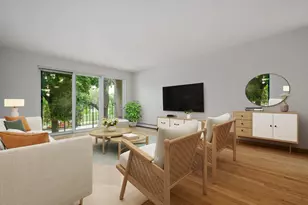 5470 W Higgins Ave, Chicago, IL 60630 - Photo 2