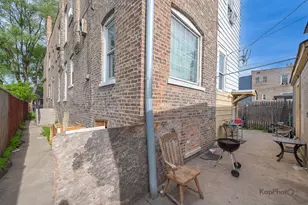 2233 S Trumbull Ave, Chicago, IL 60623 - Photo 26