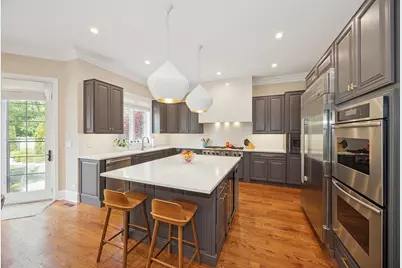 718 S Fairview Avenue, Elmhurst, IL 60126 - Photo 10