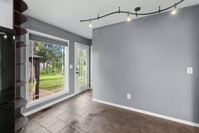 766 W 43rd Street, Davenport, IA 52806 - Photo 12