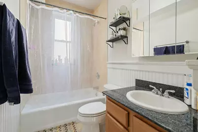 5921 N Paulina Street #2E, Chicago, IL 60660 - Photo 10
