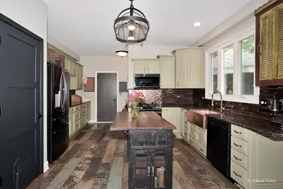 155 Salford Drive, Algonquin, IL 60102 - Photo 2