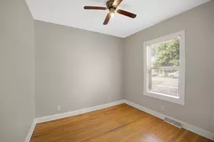 1349 Floresta, Crystal Lake, IL 60014 - Photo 12
