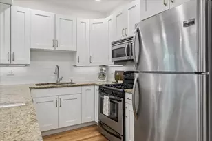 916 W Schubert Ave, Chicago, IL 60614 - Photo 18