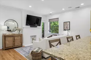 916 W Schubert Ave, Chicago, IL 60614 - Photo 14