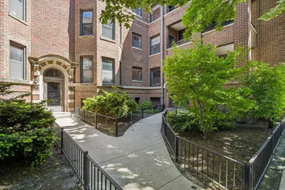 916 W Schubert Avenue #3, Chicago, IL 60614 - Photo 2