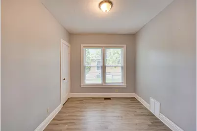 1108 Magnolia Avenue, Joliet, IL 60432 - Photo 8