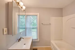 1108 Magnolia Ave, Joliet, IL 60432 - Photo 14