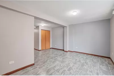10633 S Avenue M, Chicago, IL 60617 - Photo 4
