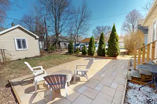 276 Morgan St, Elgin, IL 60123 - Photo 18