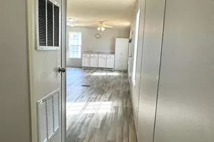 10 Cedar St, Countryside, IL 60525 - Photo 8
