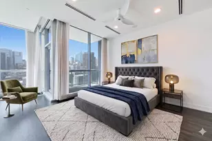 110 W Superior St, Chicago, IL 60654 - Photo 22
