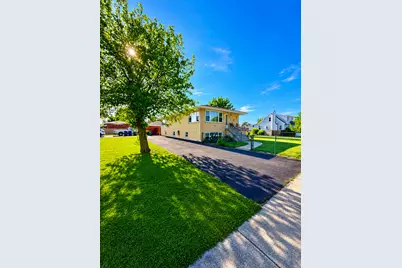 8356 S 78th Avenue, Bridgeview, IL 60455 - Photo 6