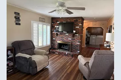 114 W Parrish Street, Benton, IL 62812 - Photo 12