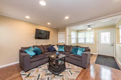 532 N Prospect Drive, Round Lake Park, IL 60073 - Photo 10