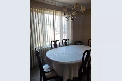 7710 W 66th Street, Bedford Park, IL 60501 - Photo 6