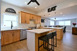 5831 W Leland Ave, Chicago, IL 60630 - Photo 8
