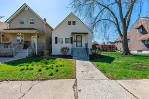 82 Isa Ave, Chicago Heights, IL 60411 - Photo 2