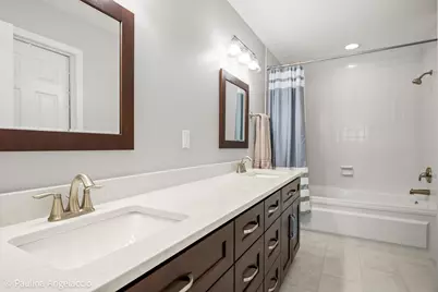 863 N Auburn Woods Drive, Palatine, IL 60067 - Photo 16