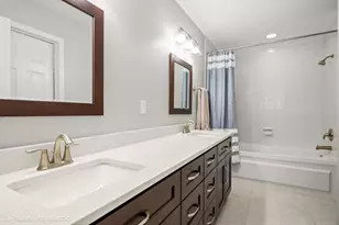 863 N Auburn Woods Dr, Palatine, IL 60067 - Photo 16