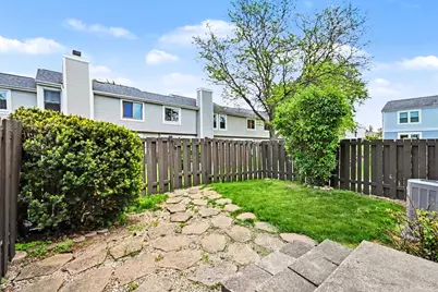 1987 Oxford Lane, Hoffman Estates, IL 60169 - Photo 22