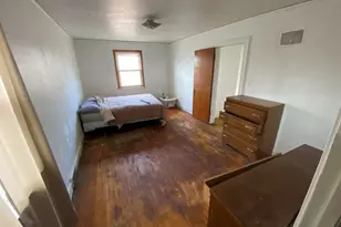 10508 S Forest Ave, Chicago, IL 60628 - Photo 6