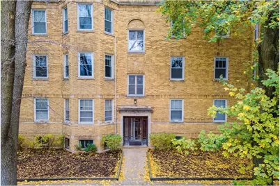 3703 N Hoyne Avenue #3, Chicago, IL 60618 - Photo 2