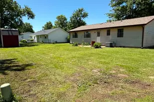 502 Prairie View Dr, Salem, IL 62881 - Photo 14