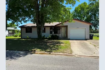 502 Prairie View Drive, Salem, IL 62881 - Photo 2