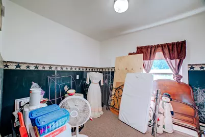 215 W Jones Street, Milford, IL 60953 - Photo 46