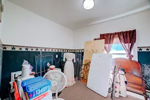 215 W Jones St, Milford, IL 60953 - Photo 46