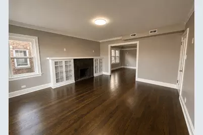 5449 W Melrose Street, Chicago, IL 60641 - Photo 2