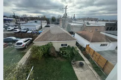 5449 W Melrose Street, Chicago, IL 60641 - Photo 16