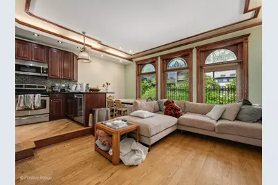 33 E Division Street, Chicago, IL 60610 - Photo 18