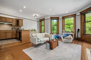 33 E Division St, Chicago, IL 60610 - Photo 24