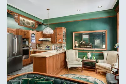 33 E Division Street, Chicago, IL 60610 - Photo 8