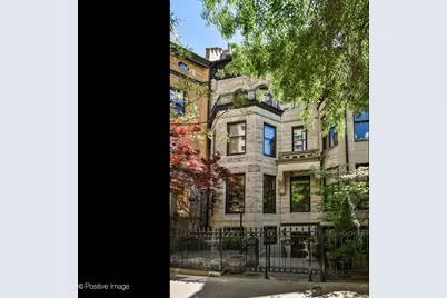 33 E Division Street, Chicago, IL 60610 - Photo 2