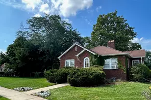 994 Greenview Ave, Des Plaines, IL 60016 - Photo 1