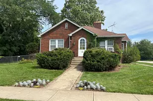 994 Greenview Ave, Des Plaines, IL 60016 - Photo 2