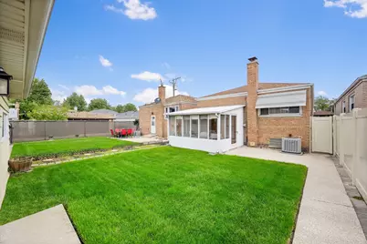 5918 S Mason Avenue, Chicago, IL 60638 - Photo 18