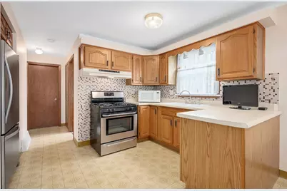 5918 S Mason Avenue, Chicago, IL 60638 - Photo 8